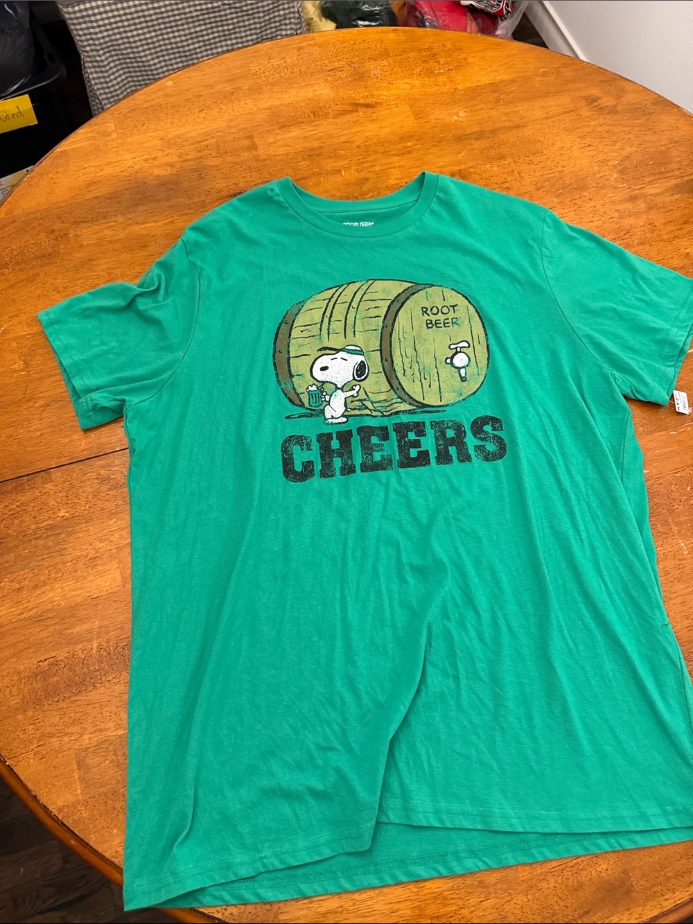 Peanuts Cheers Root Beer Snoopy xxl